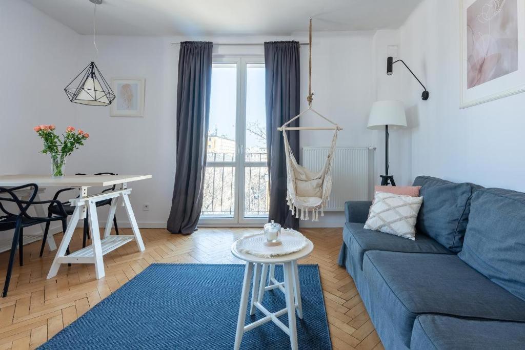 Wilcza 55: Private With Separate Bedroom Apartment